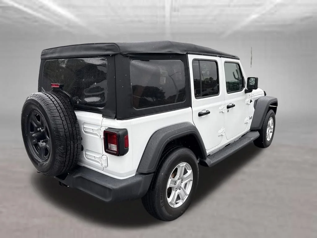 Used 2019 White Jeep Unlimited Sport image 5
