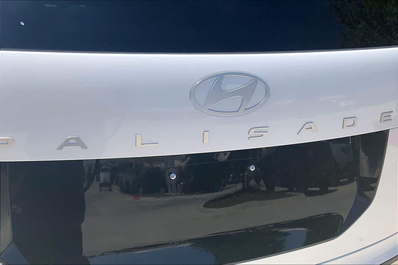 New 2026 Creamy White Pearl Hyundai SEL Premium FWD image 15
