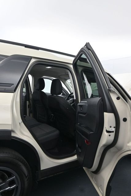 Used 2024 Desert Sand Ford Big Bend image 9