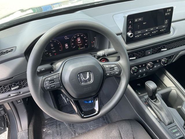 New 2026 Meteorite Gray Metallic Honda SE image 22