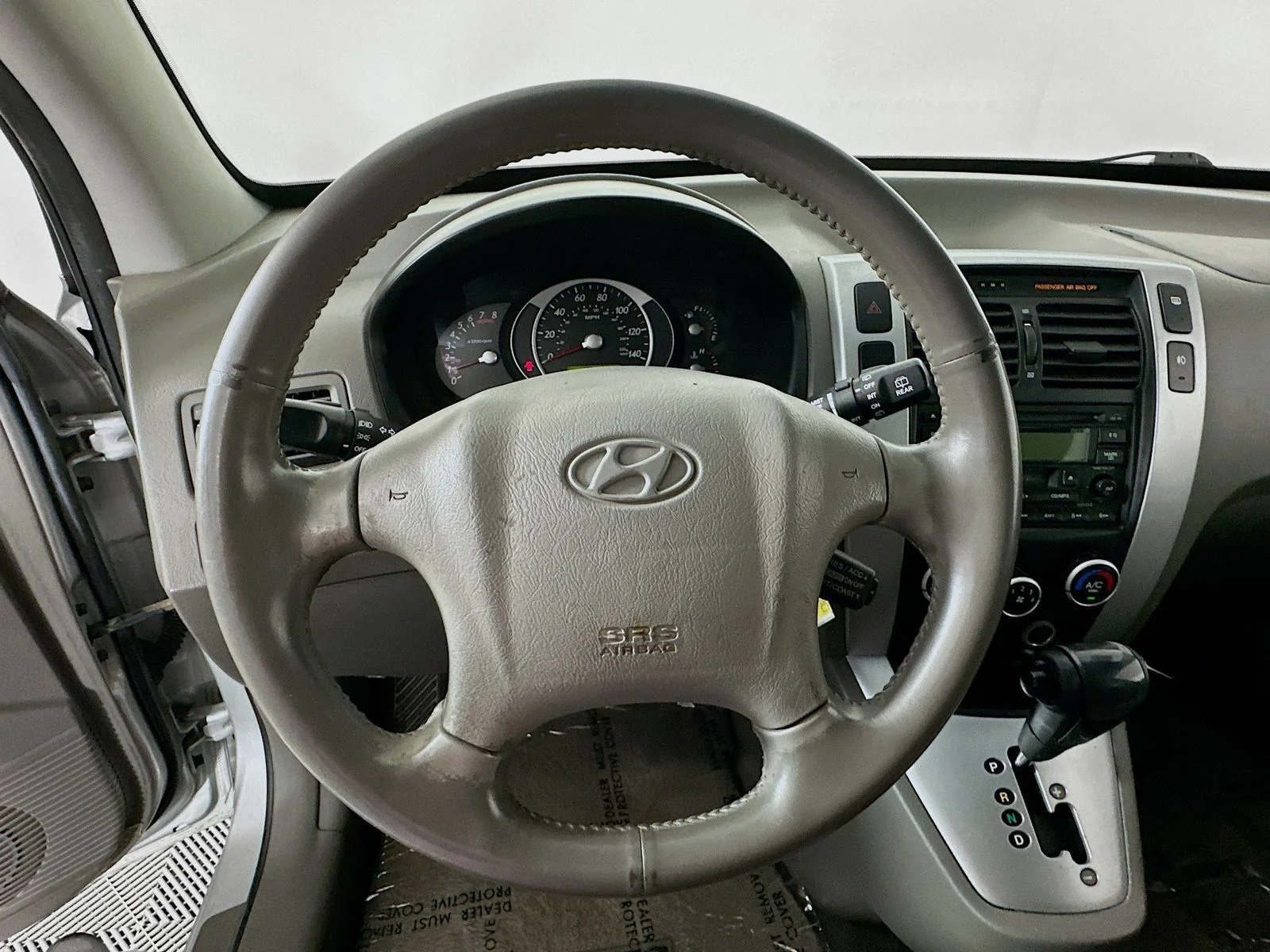 Used 2008 Silver Hyundai SE image 14