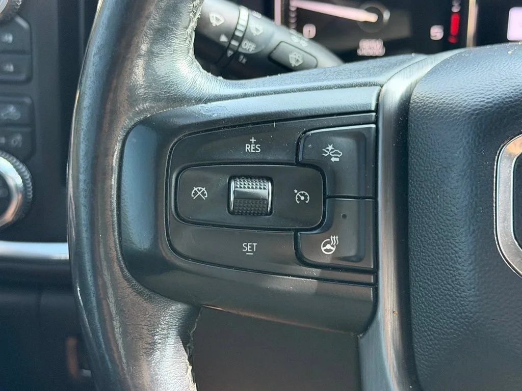 Used 2022 Onyx Black GMC Denali image 29