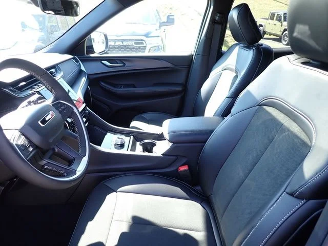 2025 Jeep Grand Cherokee L Altitude - Photo 12