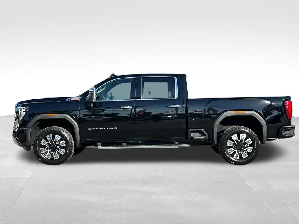 2026 GMC Sierra 2500HD Denali - Photo 2
