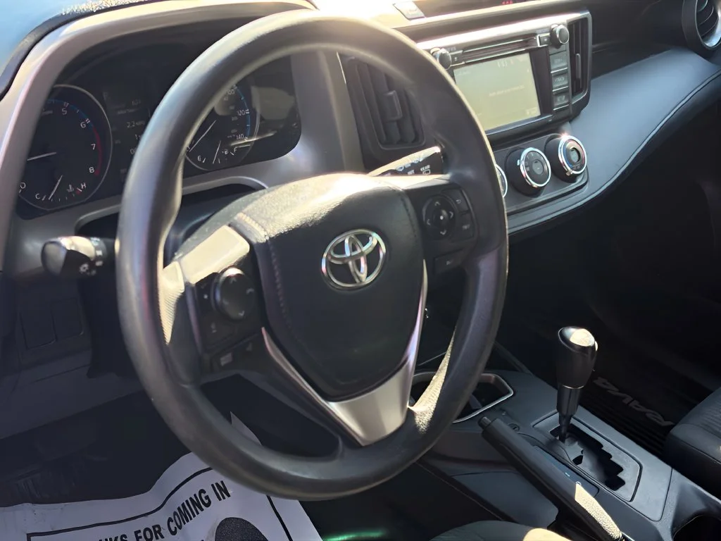 Used 2018 Super White Toyota LE image 14