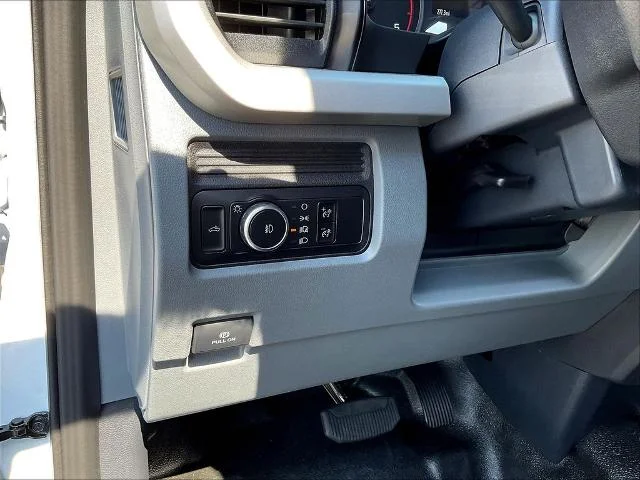 New 2026 Oxford White Ford F-450® XL image 69