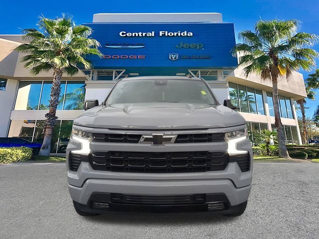 Used 2025 Gray Chevrolet RST image 3