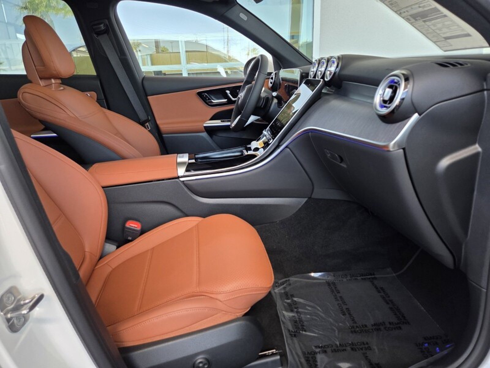 New 2027 Polar White Mercedes-Benz GLC 300 SUV image 16