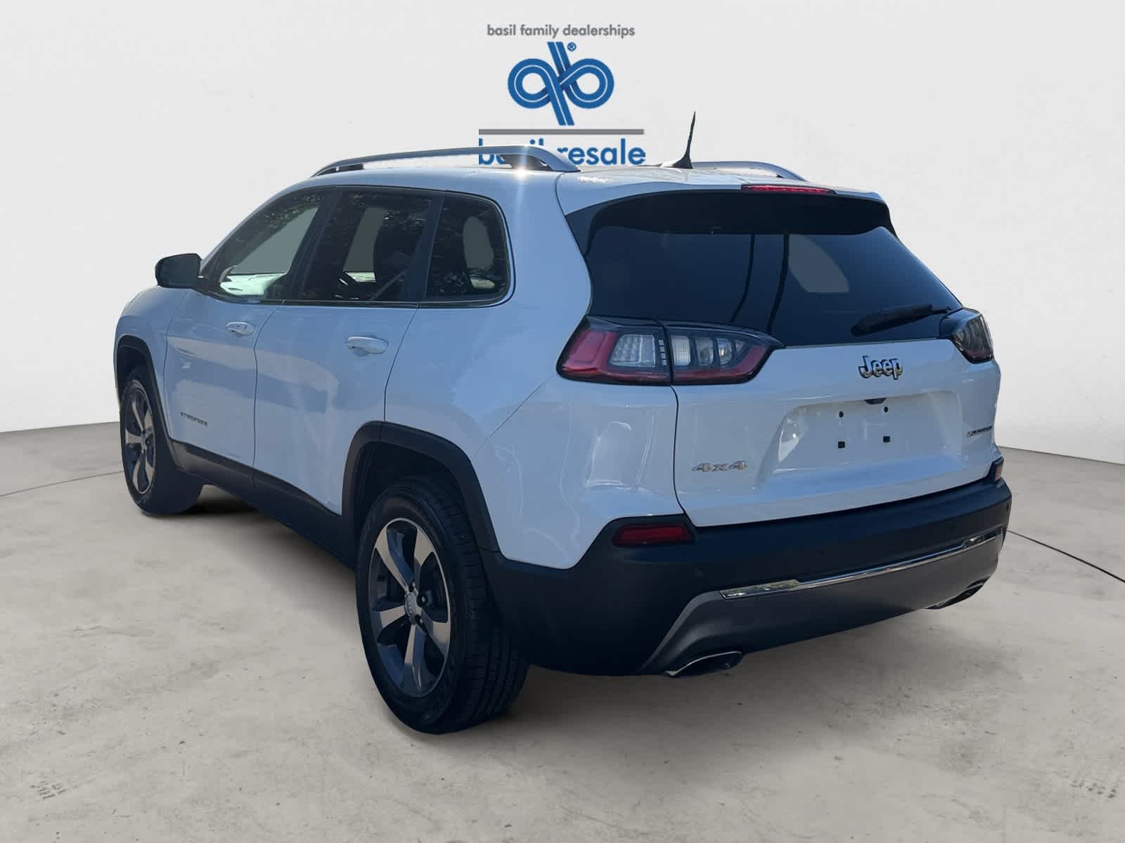 Used 2020 Bright White Clearcoat Jeep Limited image 5