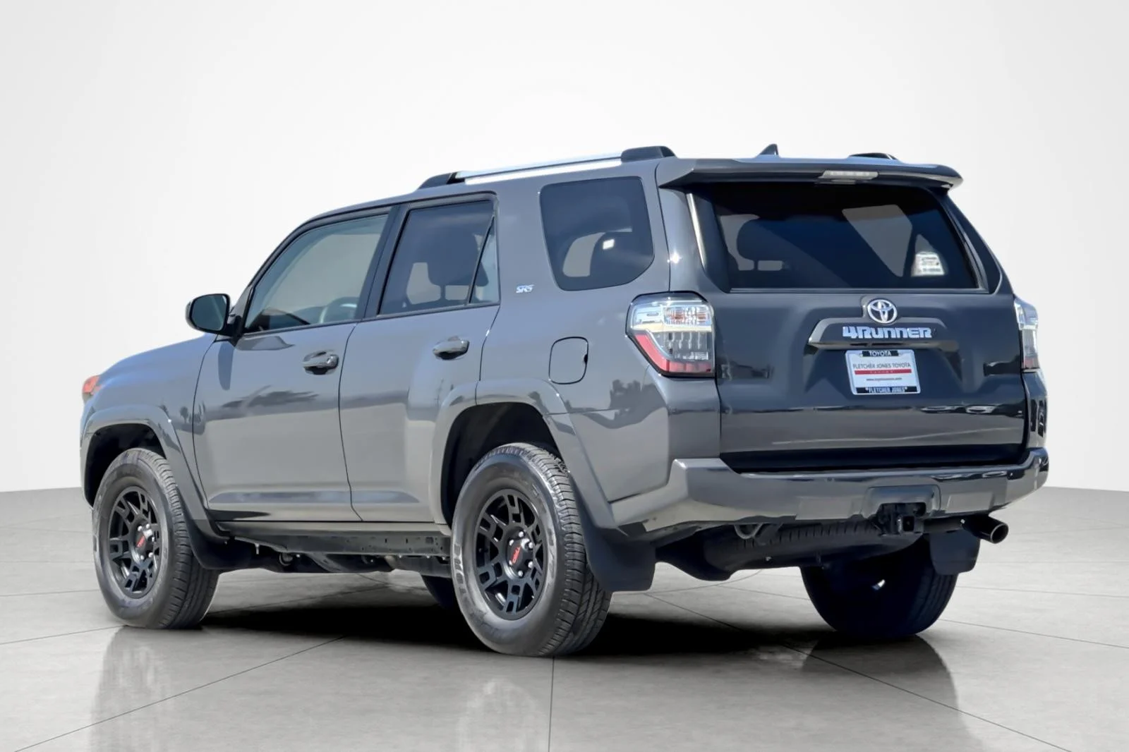 Used 2024 Underground Toyota SR5 image 3