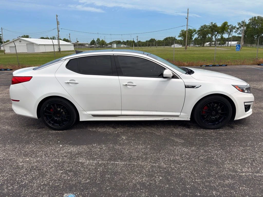 Used 2014 White Kia SXL image 4