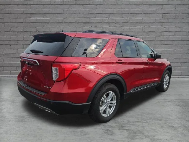 Used 2023  Ford XLT image 12