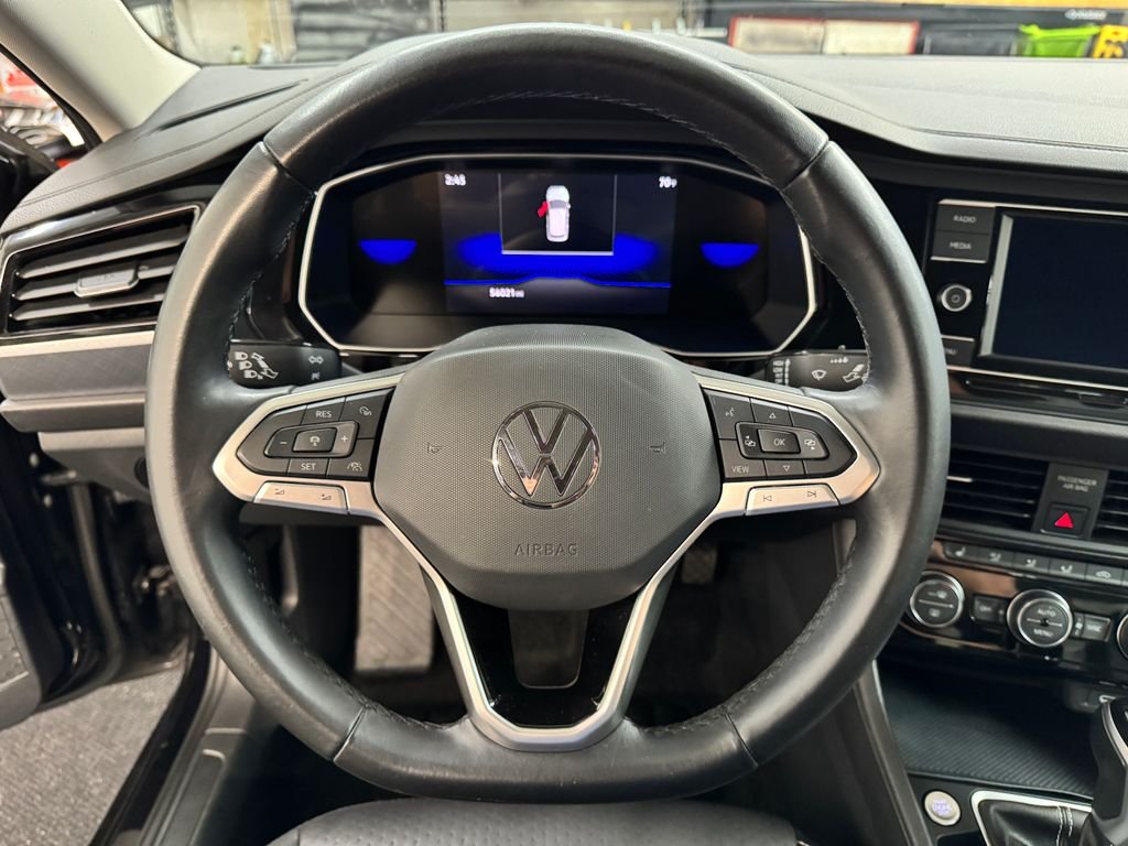 Used 2024 Black Volkswagen 1.5T SE image 18