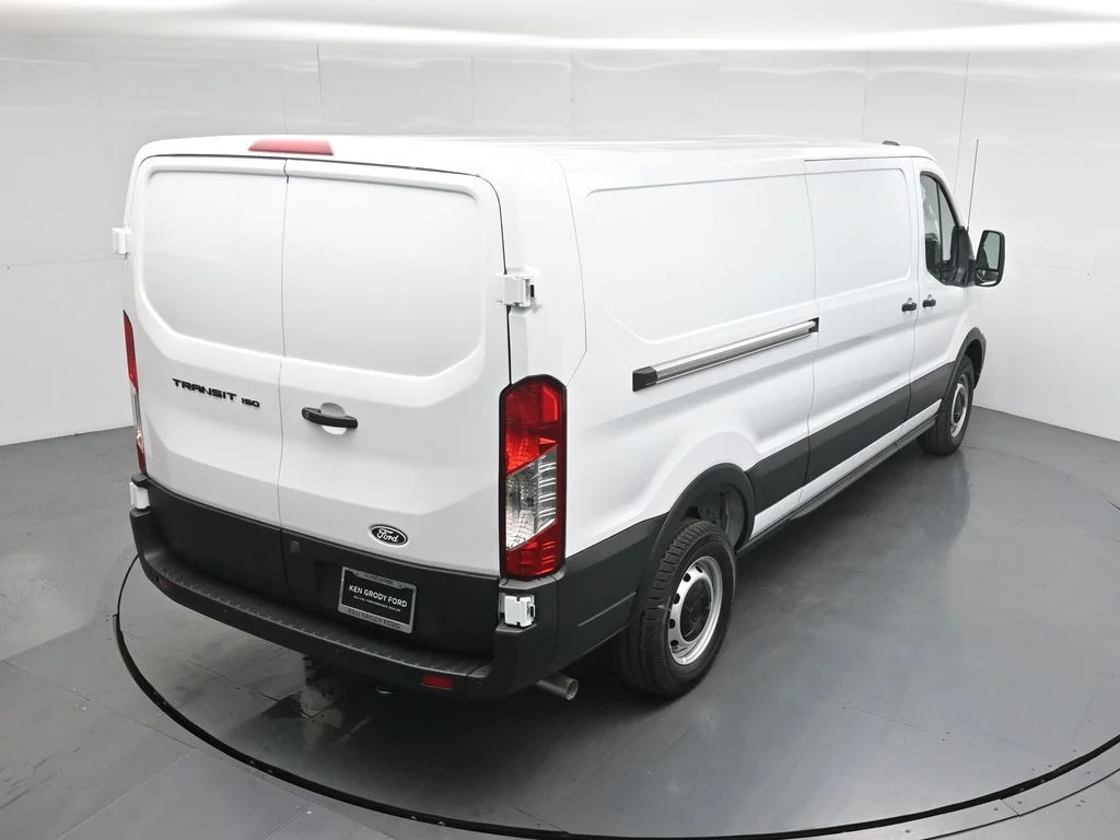 New 2026 White Ford Base image 39