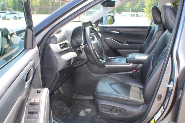 Certified Used 2024 MAGNETIC GRAY MET. Toyota  image 14