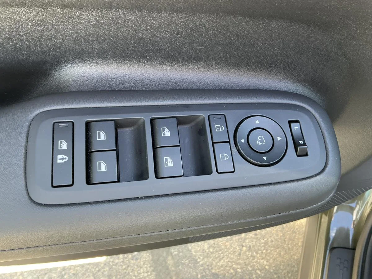 Used 2025 Green Hyundai XRT image 16
