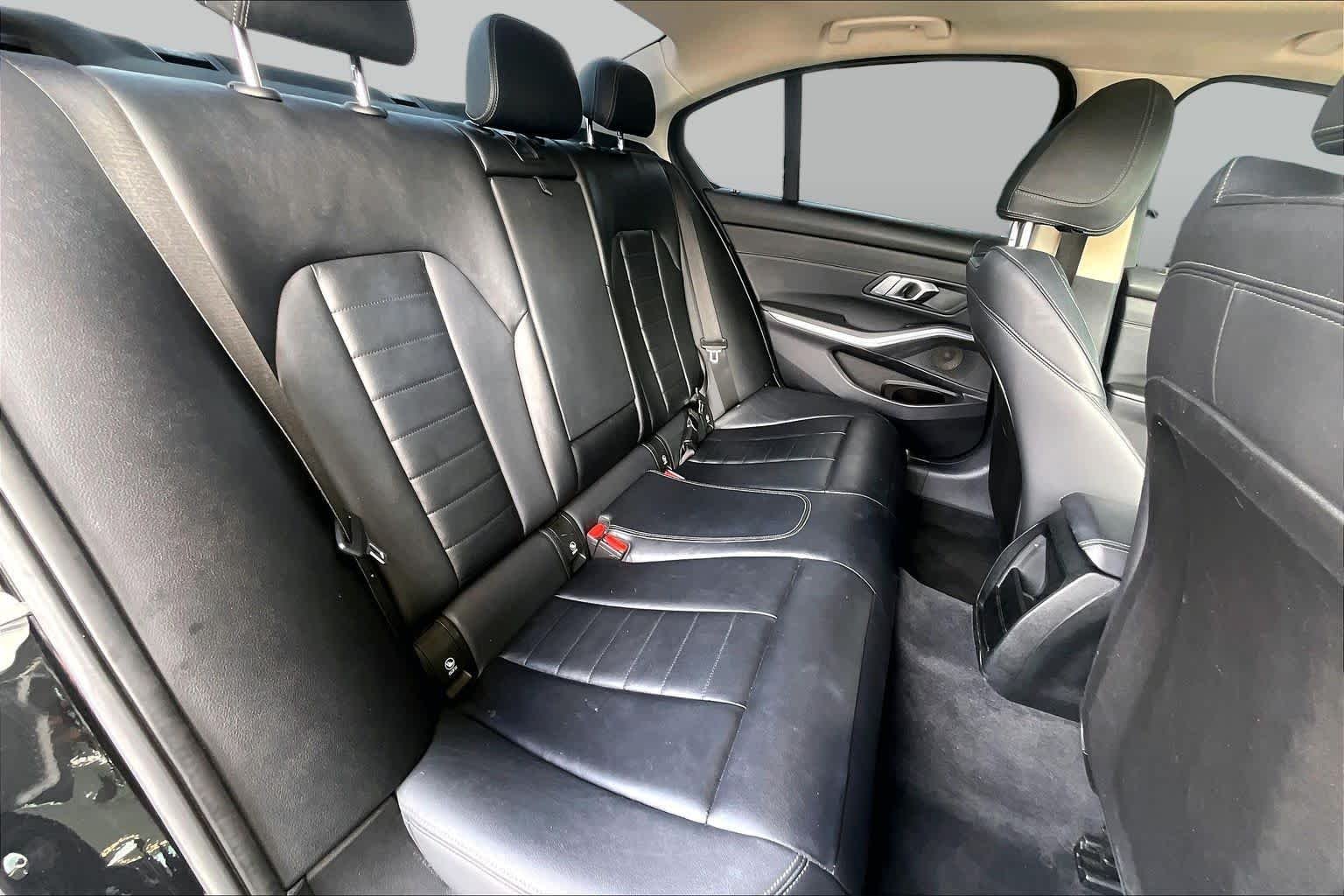 Used 2019 Jet Black BMW 330i image 18