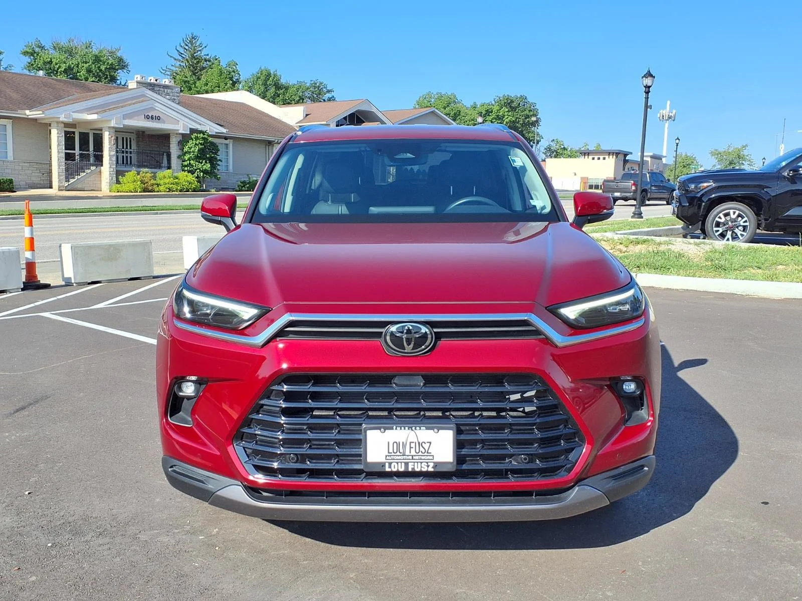 Certified Used 2024 Pearl Toyota Limited image 32