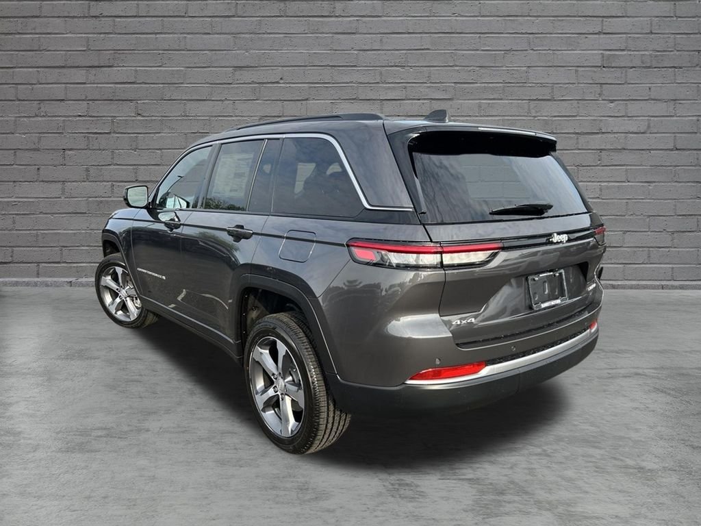 New 2026 Baltic Gray Metallic Clearcoat Jeep Limited image 5
