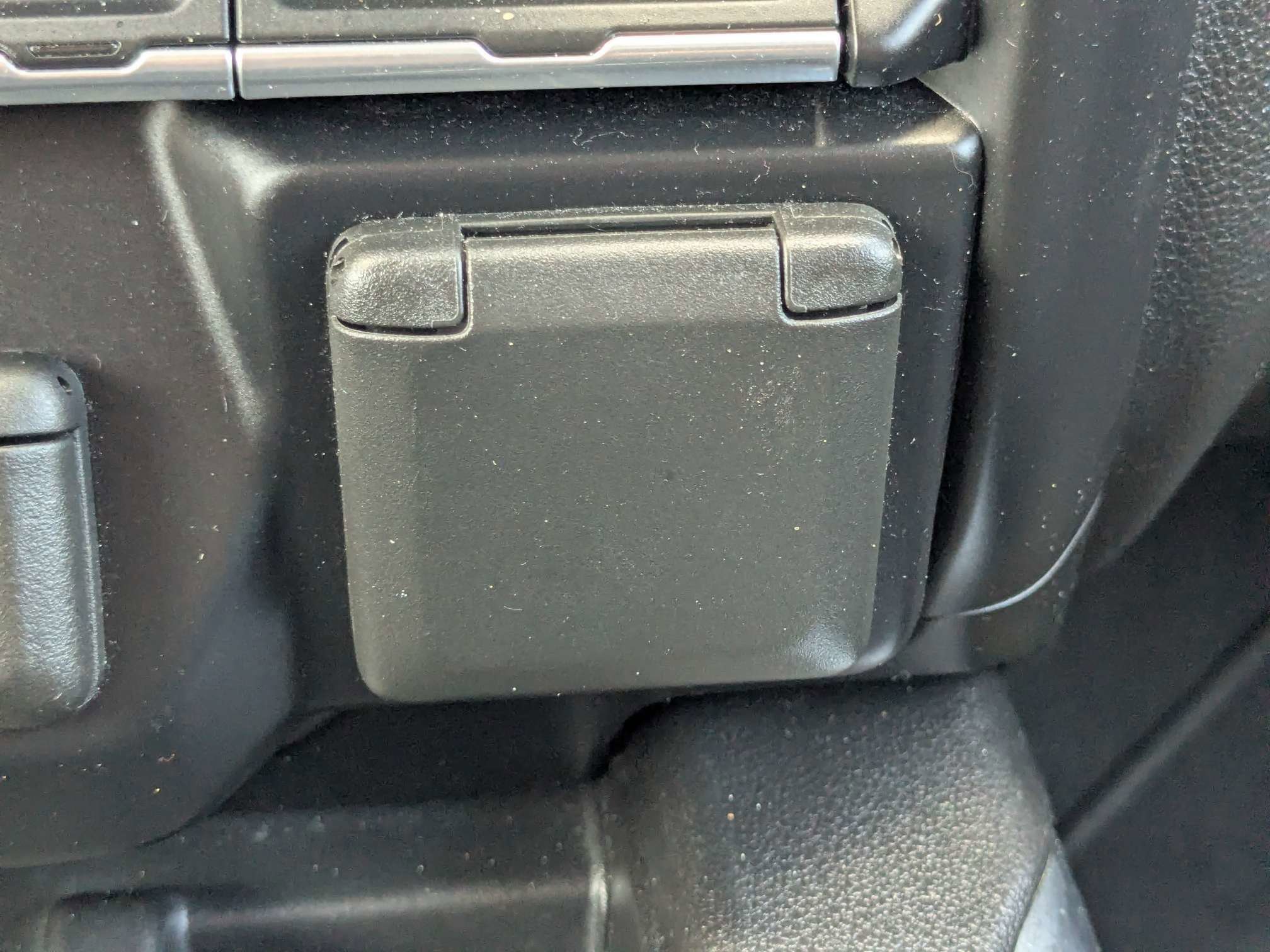 Used 2019 Smokey Quartz Metallic GMC SLT image 32