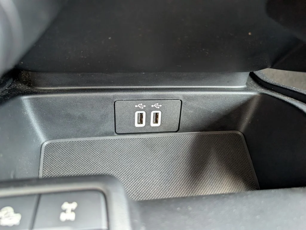 Used 2022 Black Ford XLT image 17