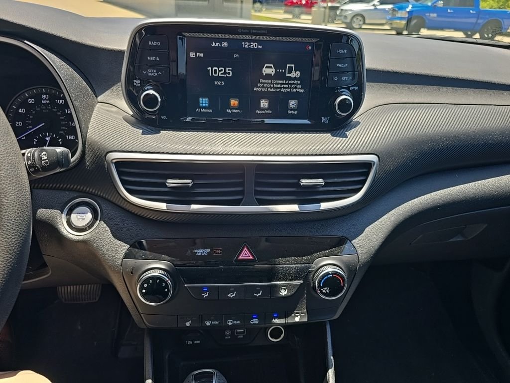 Used 2020 Blue Hyundai Value image 6