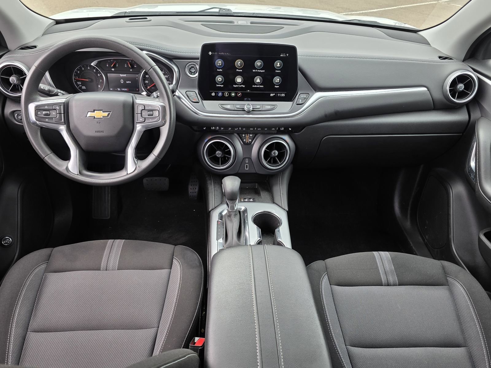 Used 2024 Summit White Chevrolet 2LT image 9