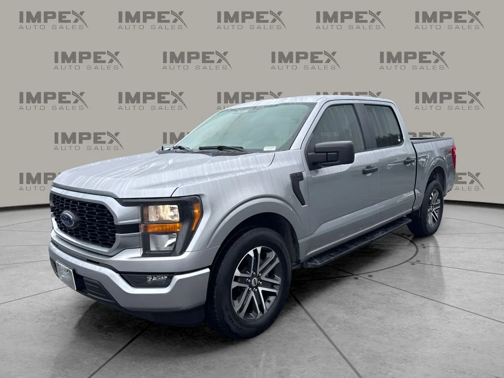 Used 2023 Silver Ford XL image 1
