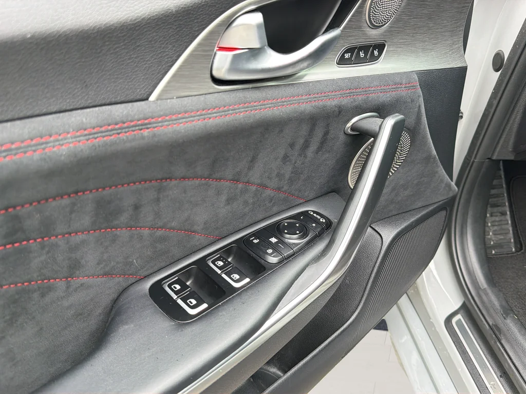 Used 2023 Ceramic White Kia GT2 image 21