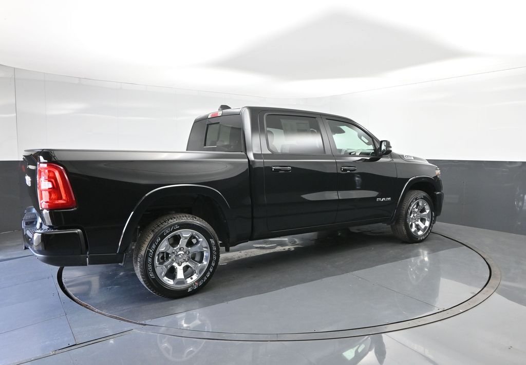 New 2026 Diamond Black Crystal Pearlcoat RAM Big Horn/Lone Star image 15
