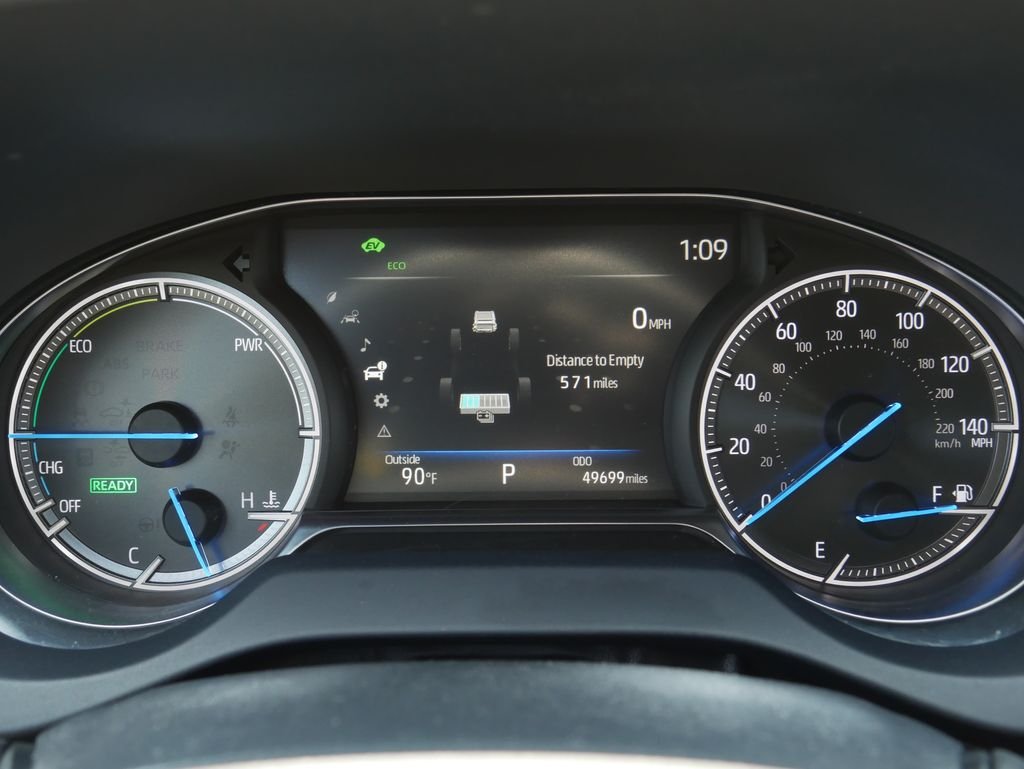 Used 2024 Red Toyota XLE image 34