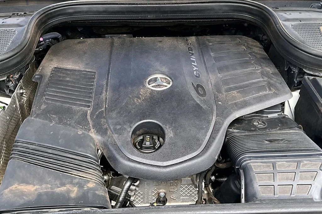 Used 2021  Mercedes-Benz GLS 450 image 9