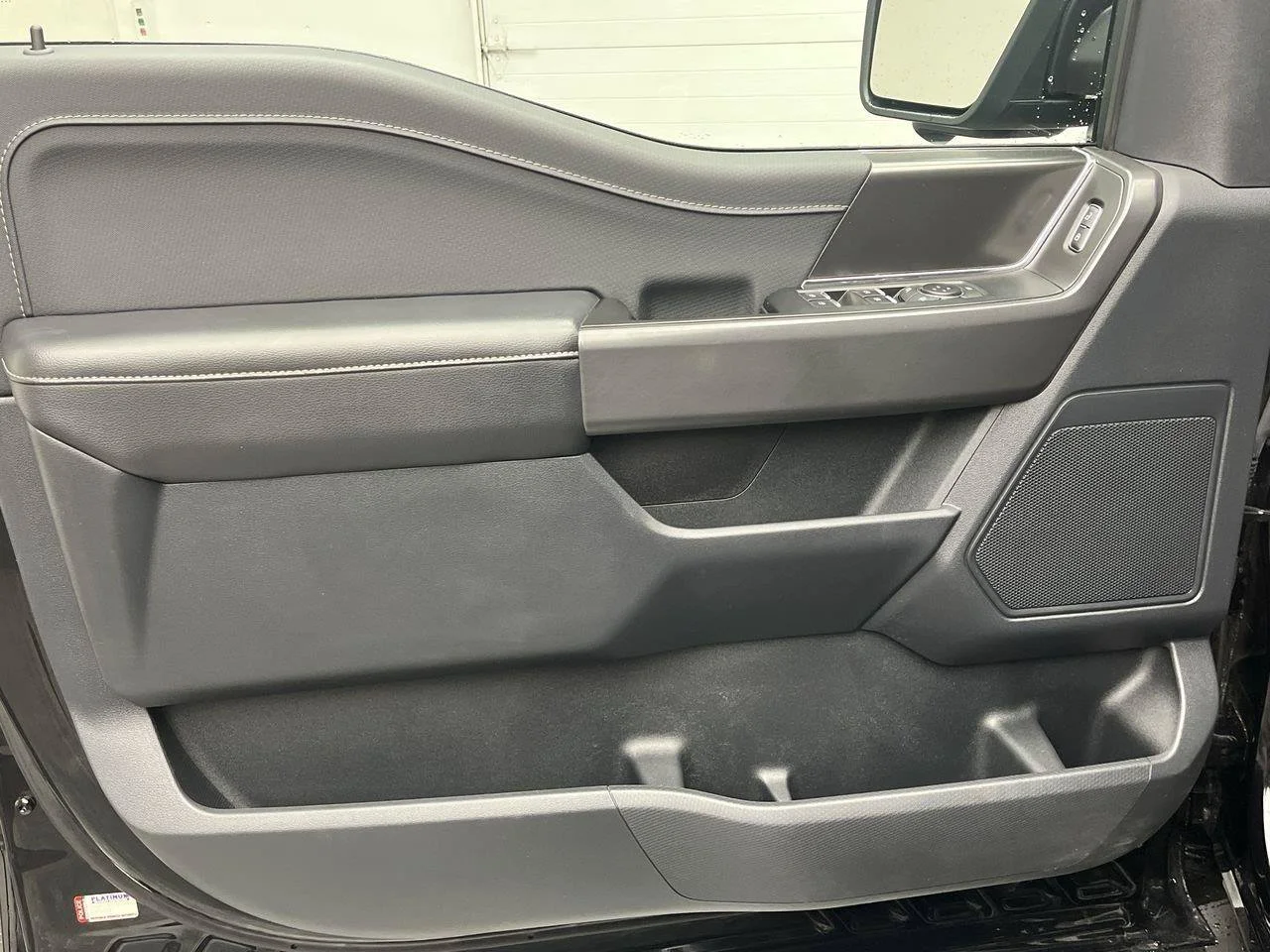 Used 2024 Black Ford XLT image 10