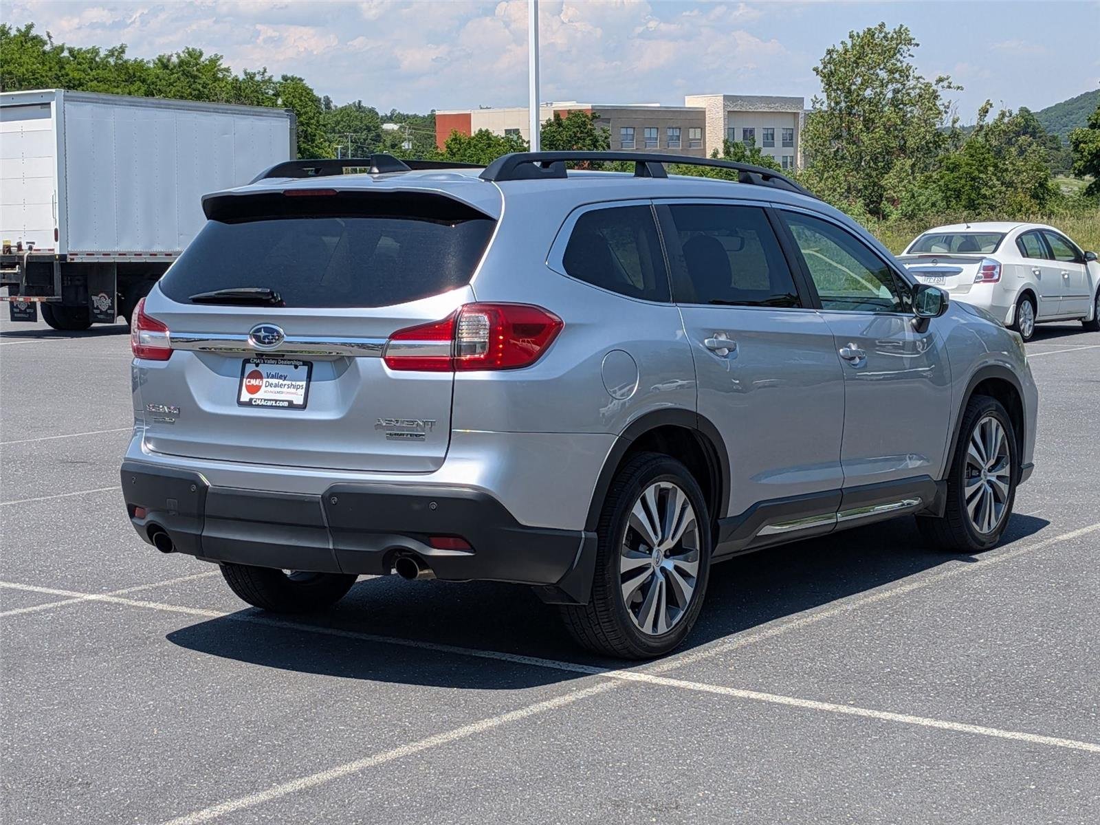 Used 2020 Ice Silver Metallic Subaru Limited image 5