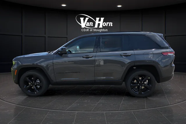 2025 Jeep Grand Cherokee Altitude - Photo 12