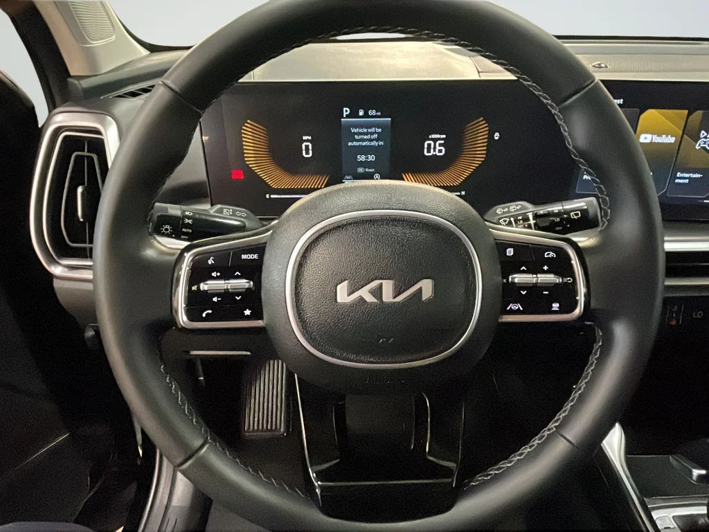 Used 2024 Black Kia S image 38