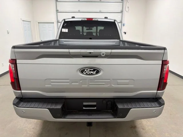New 2026 Iconic Silver Metallic Ford XLT image 5