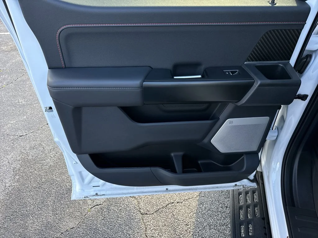2025 Ford F-150 Raptor - Photo 21