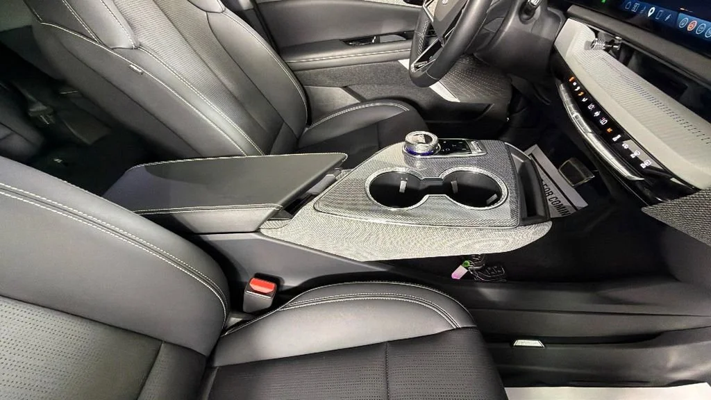 Used 2025 Black Raven Cadillac Luxury 2 image 39