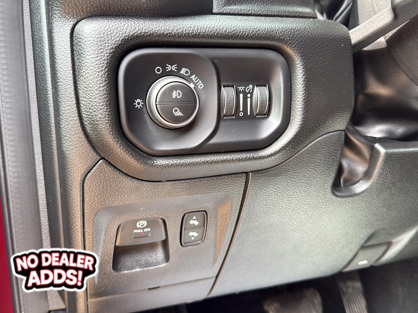Used 2025 Delmonico Red Pearlcoat Ram Laramie image 11