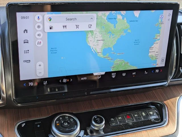 New 2027 Star White Metallic Tri-Coat Ford MAX King Ranch® image 22