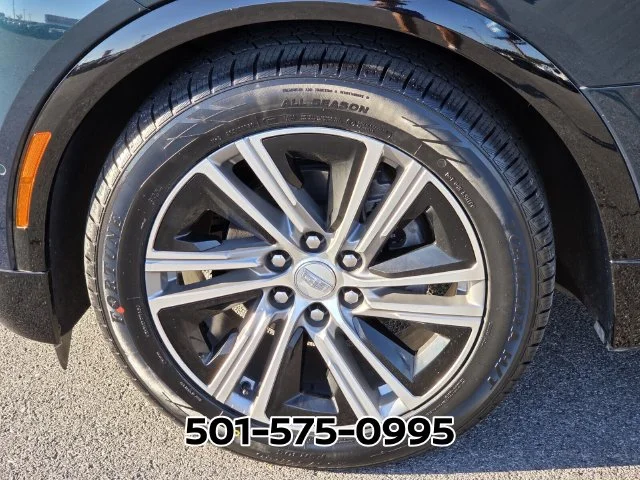 Used 2024 Green Cadillac Luxury image 21
