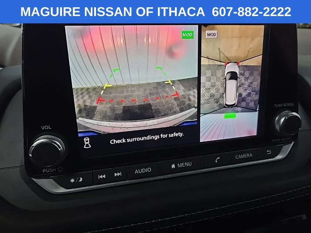 Used 2021 Gray Nissan SL image 24
