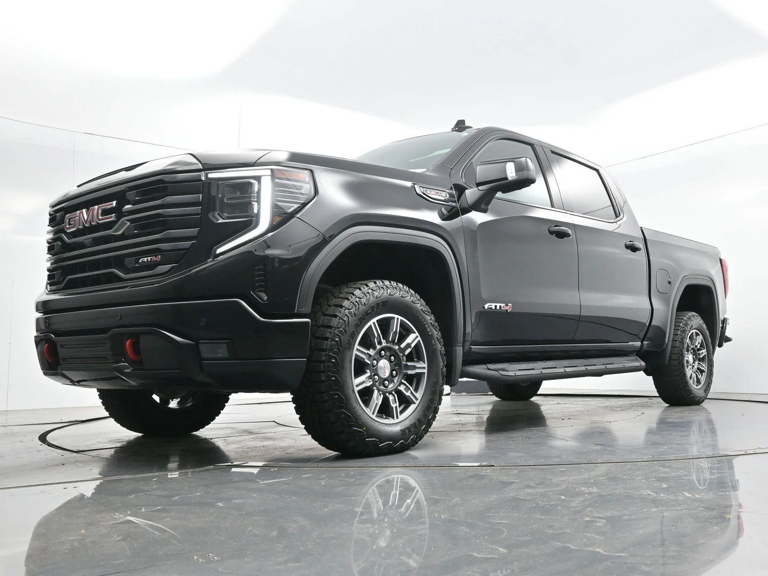 Used 2024 Onyx Black GMC AT4 image 47
