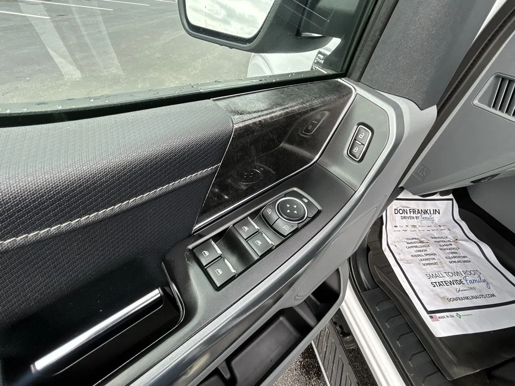 Used 2021 White Ford XLT image 19