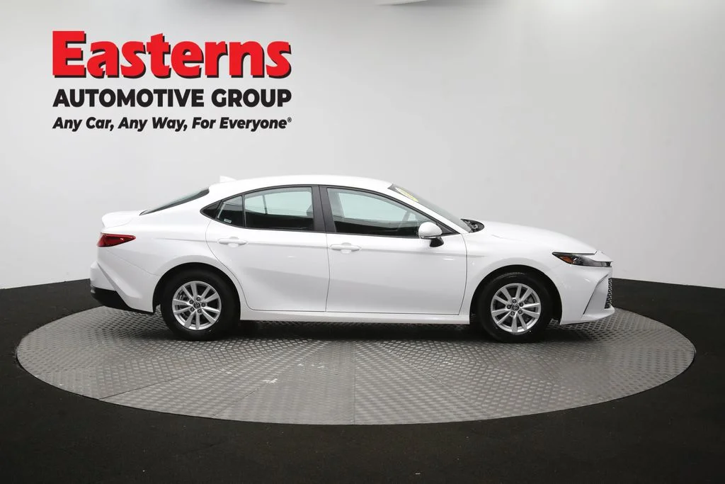 Used 2025 White Toyota LE image 43