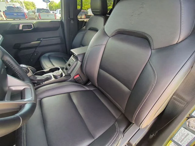 Used 2025 Black Ford Badlands image 21