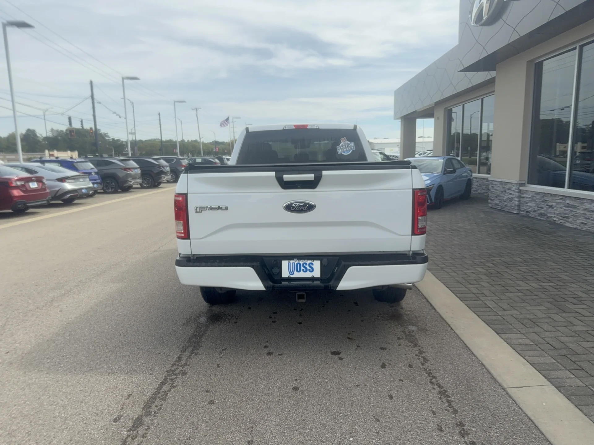 Used 2016 Oxford White Ford XLT image 5