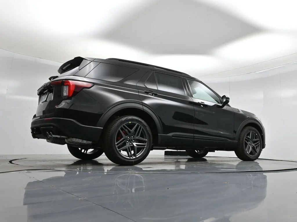 New 2026 Agate Black Metallic Ford ST image 51
