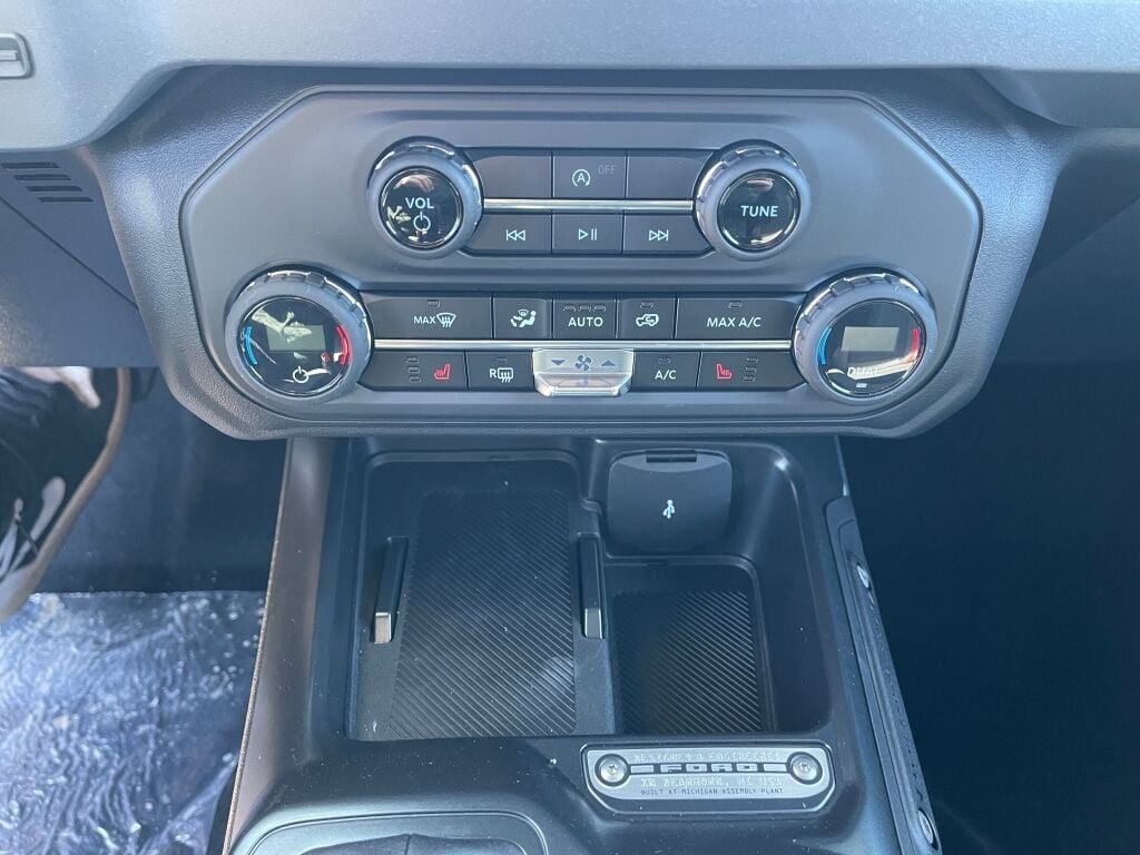 New 2026 Avalanche Gray Ford Big Bend image 13
